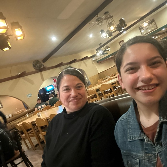 Meet your Posher, Denna - Picture 4 of 15